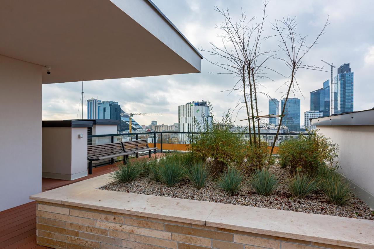Sienna 65 Premium With Parking In By Renters Prestige Apartment *